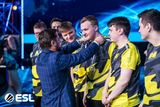 LPL全华班意外被淘汰 IG队内核心成新希望